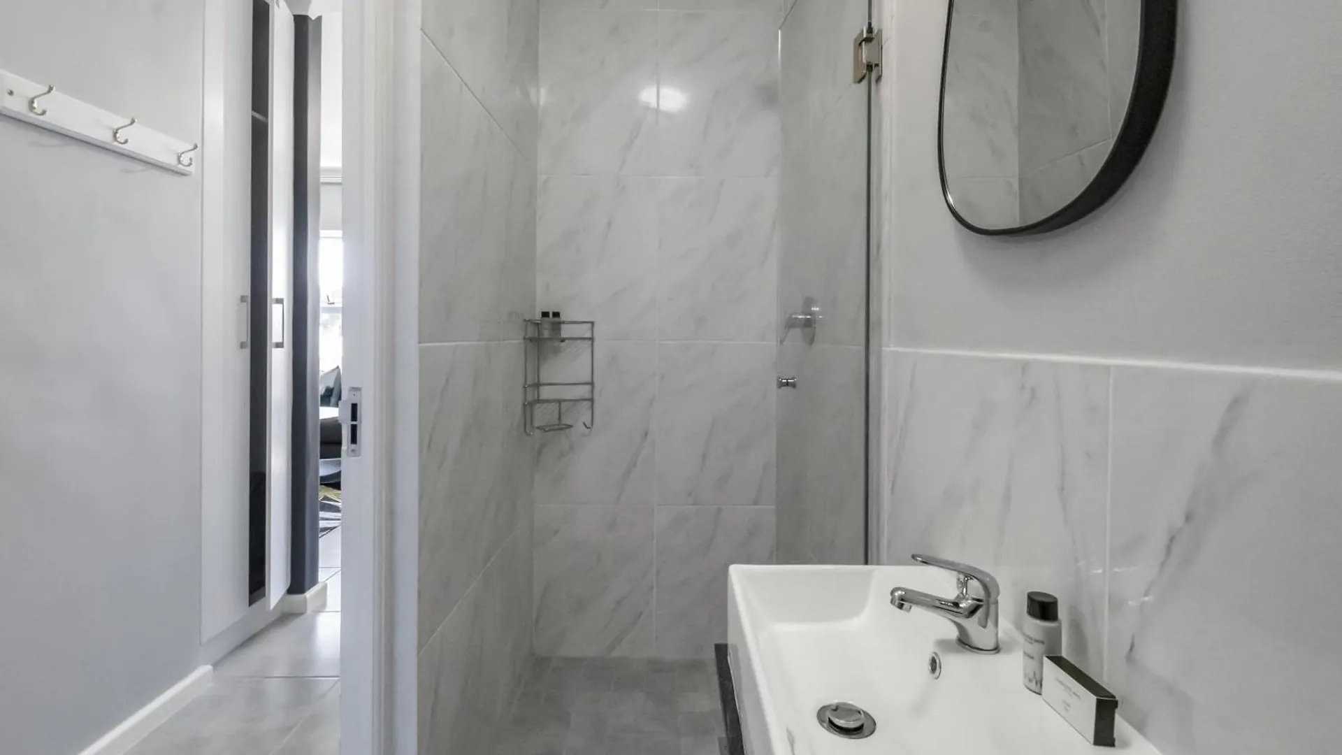The Orion Modern 1 Bedroom Apartment In Table View Cape Town